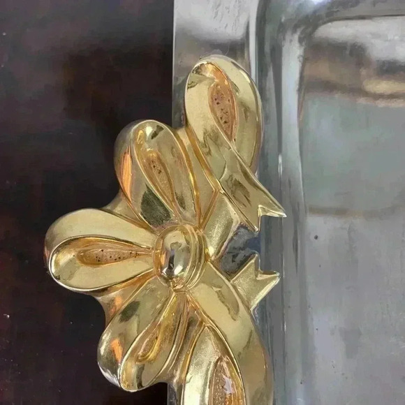 VTG Stainless Steel Tray With Gold Bows Kitschy Holiday Grannycore 12.5in x 8in - Picture 2 of 5